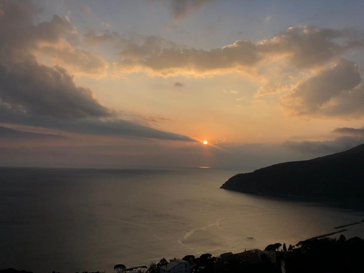 Appartamento Moneglia Rebecca Holidays Bagian luar foto